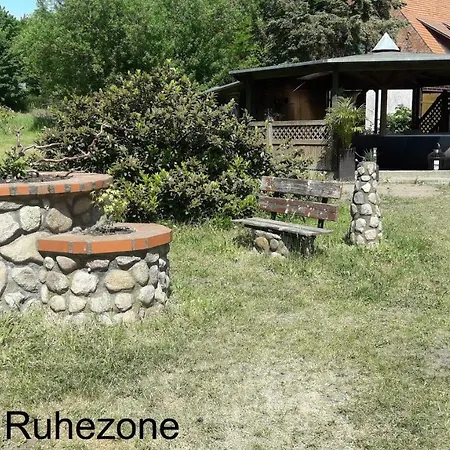 Ferien Mecklenburgische Seenplatte, Urlaub Auf Dem Gutshof Appartement *