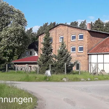 Ferien Mecklenburgische Seenplatte, Urlaub Auf Dem Gutshof Appartement *