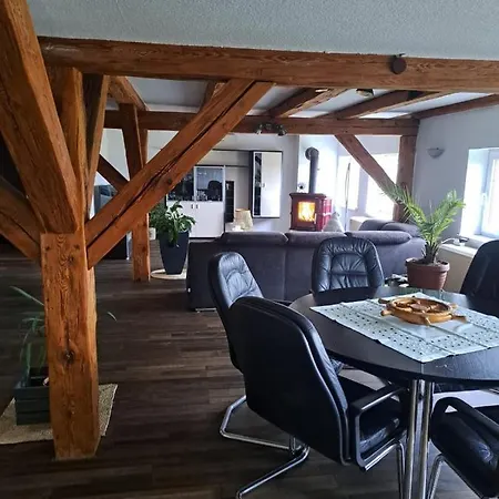 Ferien Mecklenburgische Seenplatte, Urlaub Auf Dem Gutshof Apartment *