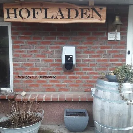 Apartment Ferien Mecklenburgische Seenplatte, Urlaub Auf Dem Gutshof Bossow